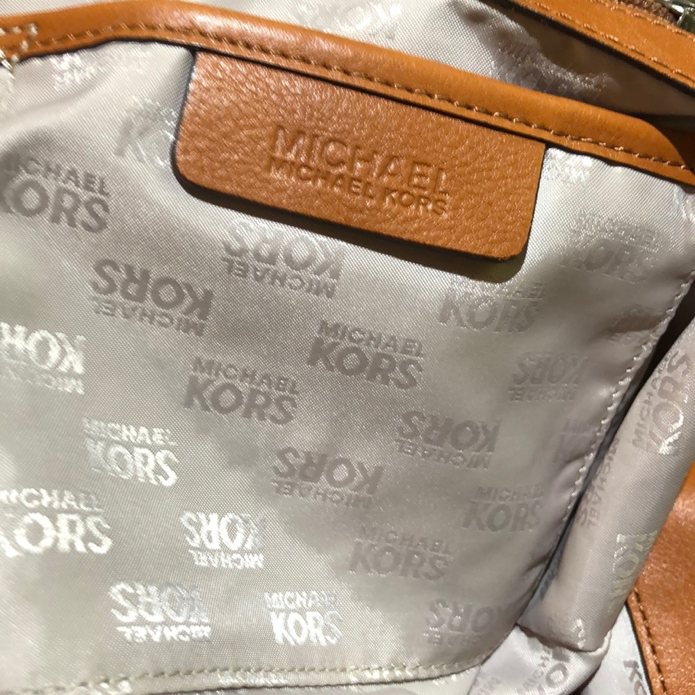 Michael Kors Bag - Picture 5 of 8